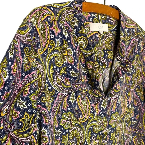 LOFT Women’s Border Paisley Henley Top Size Medium - Picture 7 of 9